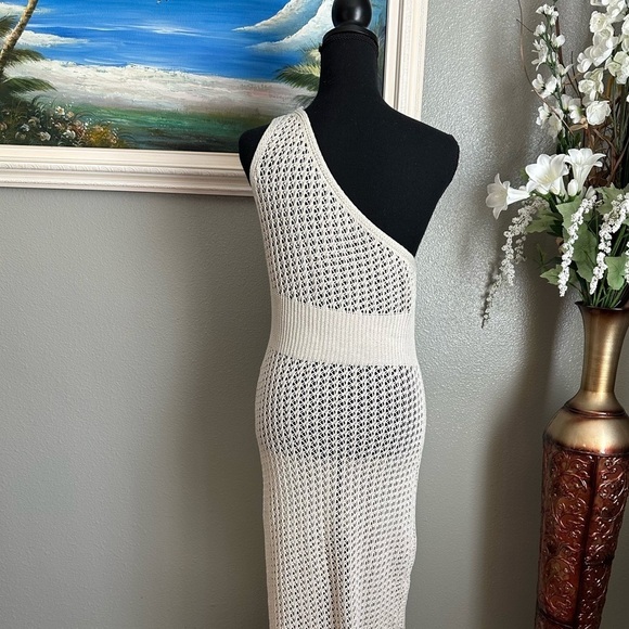 Cha Cha One Shoulder Crocheted Boho Cover up Side Slit midi Dress Size M NWT - Picture 16 of 17